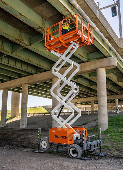 SNORKEL 27' ROUGH TERRAIN SCISSOR LIFT
